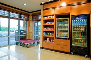 Fairfield Inn & Suites by Marriott Commerce