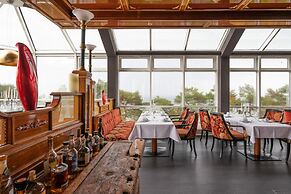 Rugard Thermal Strandhotel