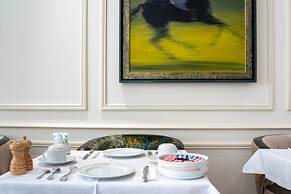 Queens Boutique Hotel