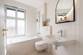 Queens Boutique Hotel