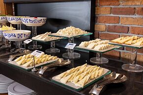 Anemon Kent Çiğli Otel