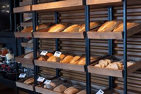 Anemon Kent Çiğli Otel