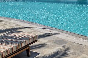 Myconian Sunrise Relais & Chateaux Hotel