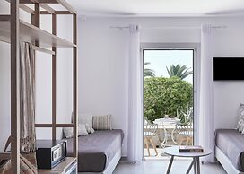 Myconian Sunrise Relais & Chateaux Hotel