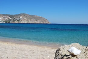 Myconian Sunrise Relais & Chateaux Hotel