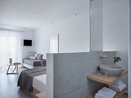 Myconian Sunrise Relais & Chateaux Hotel