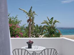 Myconian Sunrise Relais & Chateaux Hotel