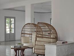 Myconian Sunrise Relais & Chateaux Hotel