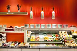 Royal Park Boutique Hotel