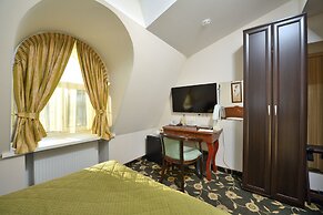 Cronwell Inn Stremyannaya