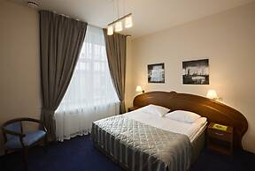 Cronwell Inn Stremyannaya