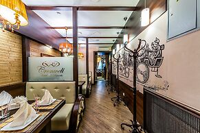 Cronwell Inn Stremyannaya