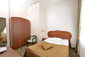 Cronwell Inn Stremyannaya