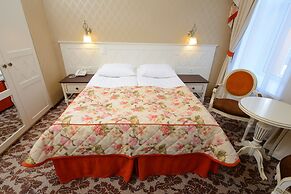 Cronwell Inn Stremyannaya