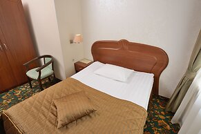 Cronwell Inn Stremyannaya