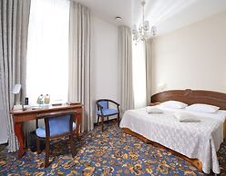 Cronwell Inn Stremyannaya