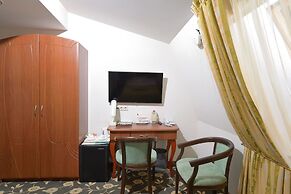 Cronwell Inn Stremyannaya