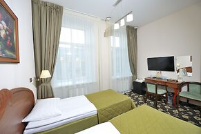 Cronwell Inn Stremyannaya