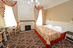 Cronwell Inn Stremyannaya