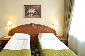 Cronwell Inn Stremyannaya