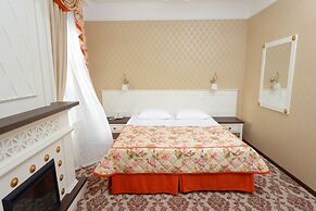 Cronwell Inn Stremyannaya