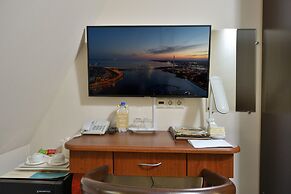 Cronwell Inn Stremyannaya