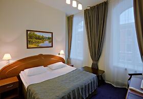 Cronwell Inn Stremyannaya