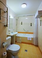 Cronwell Inn Stremyannaya