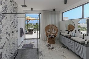Z Hotel & Z2 Hotel