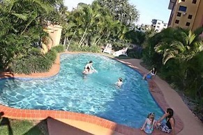 Kacys Bargara Beach Motel