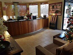 Clarion Suites Roatan at Pineapple Villas