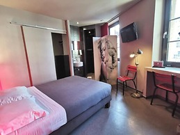 7 Art Hotel Cannes