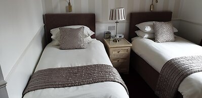 Highfield Guest House