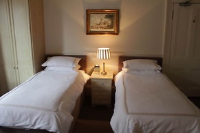 Highfield Guest House