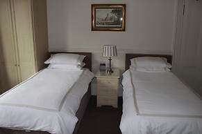 Highfield Guest House