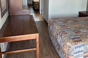 Heritage Inn and Suites