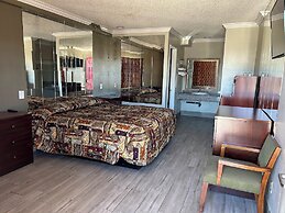 Heritage Inn and Suites
