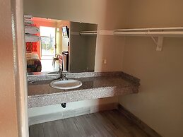 Heritage Inn and Suites