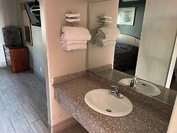 Heritage Inn and Suites