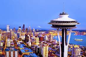 Hampton Inn & Suites Seattle/Kent,WA