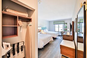 Hampton Inn & Suites Seattle/Kent,WA