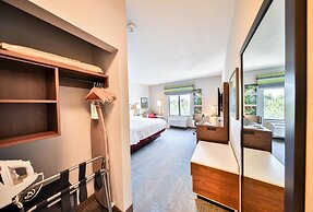 Hampton Inn & Suites Seattle/Kent,WA