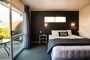 Asure Colonial Lodge Motel