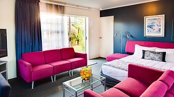 Asure Colonial Lodge Motel