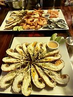 Reef Gateway Apartments