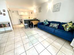 Reef Gateway Apartments