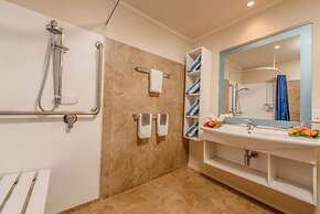 Sunset Resort - Adults Only