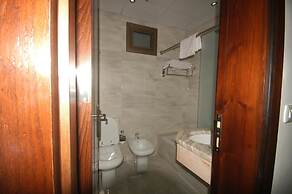 Sharah Mountains Hotel