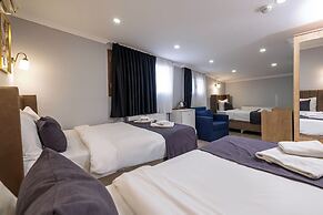 Family Istanbul Hotel