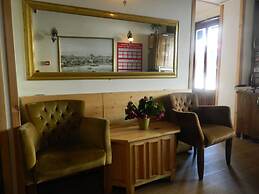 Family Istanbul Hotel